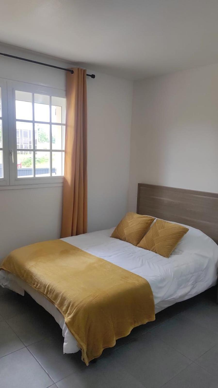 Appartement 1 , Disneyland - Parking Gratuit - Maison Des Platanes Meaux Eksteriør billede